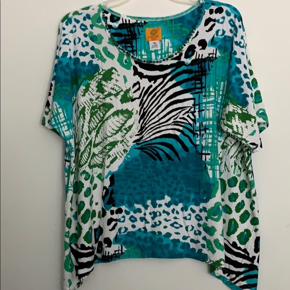 Ruby Rd. Top - Picture 2 of 5